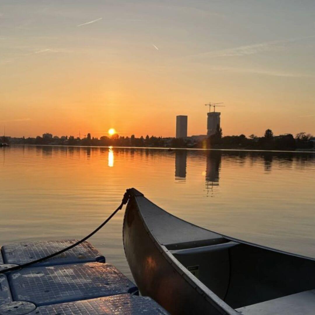 Read more about the article After Work Kanutour an der Alten Donau