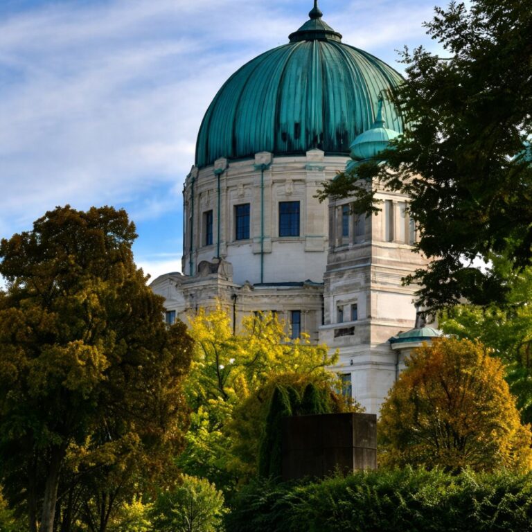 Geheimnisvoller Zentralfriedhof Tour