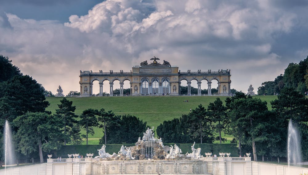 Read more about the article The Gloriette in Schönbrunn Palace