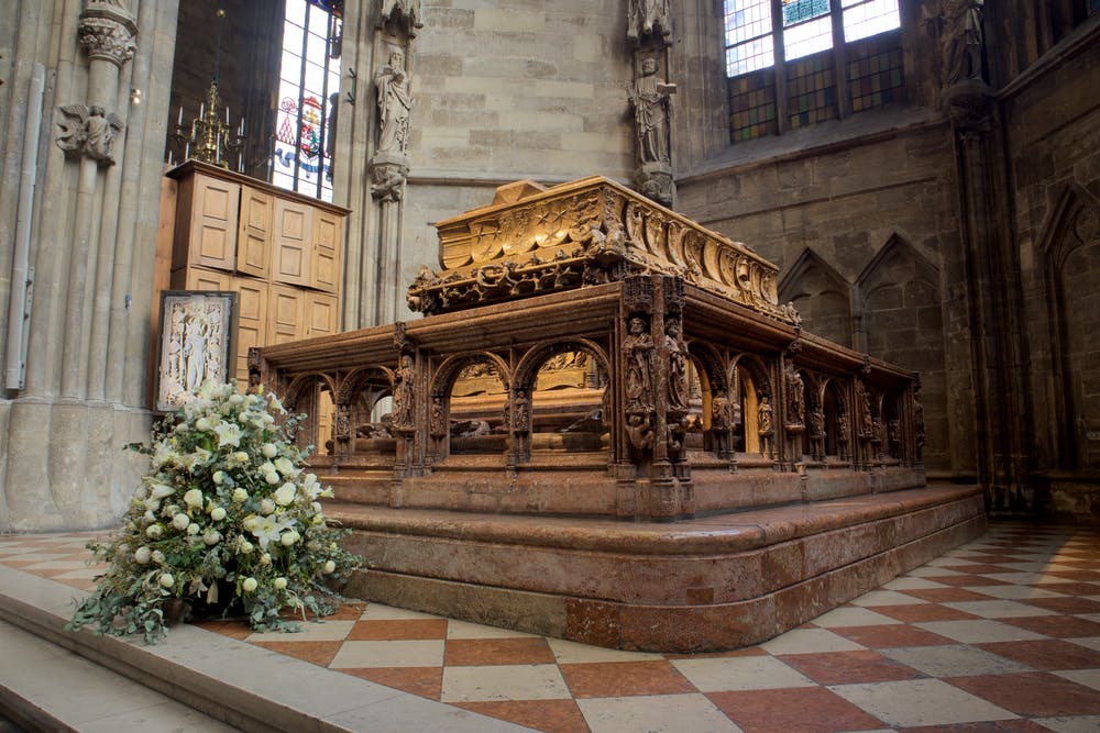 Read more about the article The story of Friedrich III’s tomb