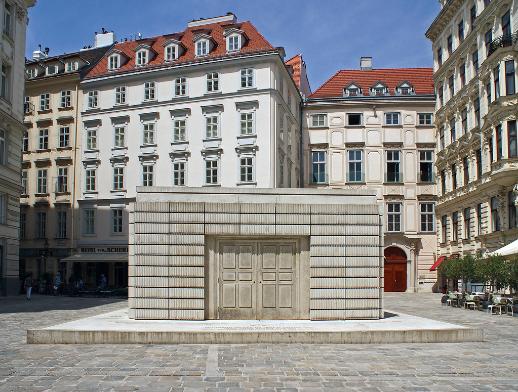 Read more about the article Jewish History at the Judenplatz Vienna