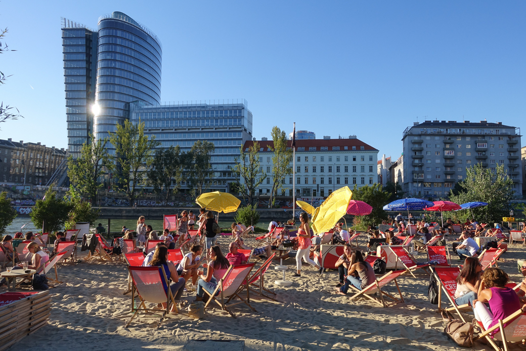 Lire la suite à propos de l’article Beach Bars in Vienna We Recommend