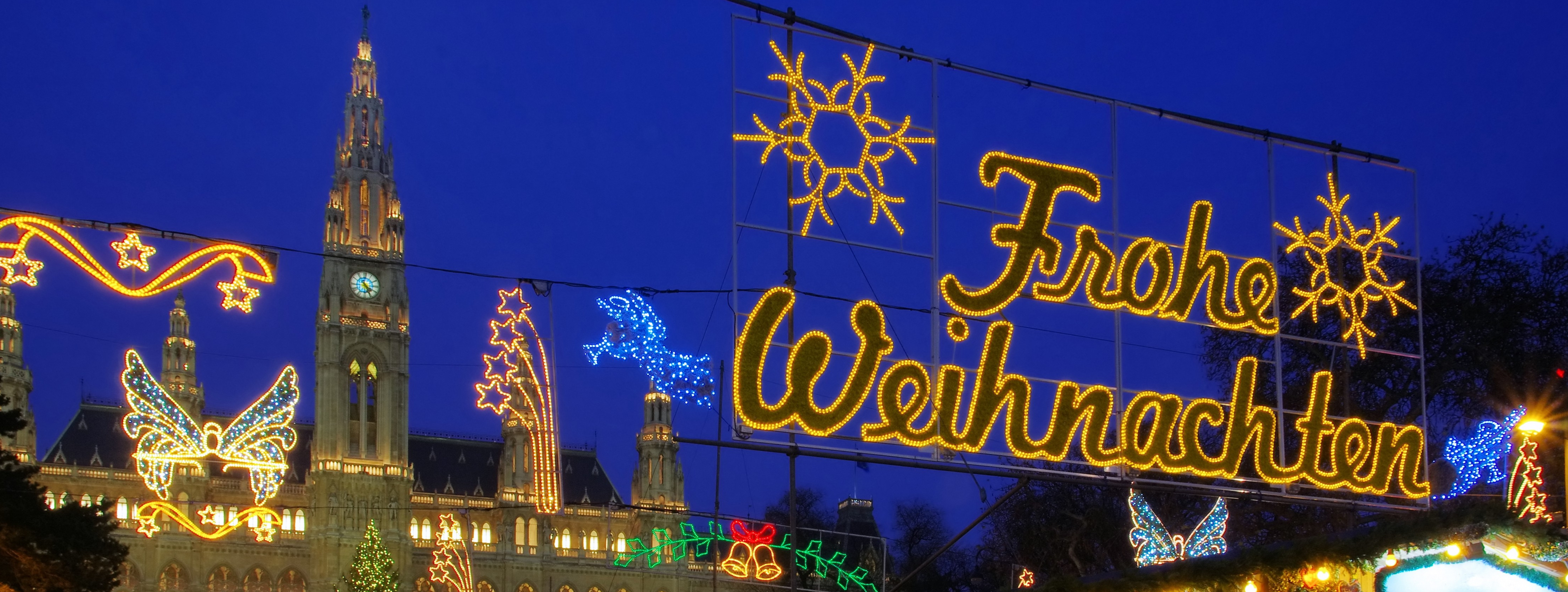 Read more about the article Vienna’s Christmas Markets – When do they start?
