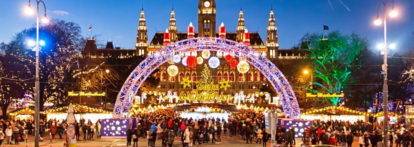 Read more about the article Vienna’s Christmas Markets – When do they start?