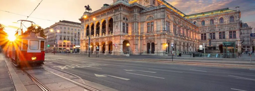 Jewish Vienna Along The Ringstraße