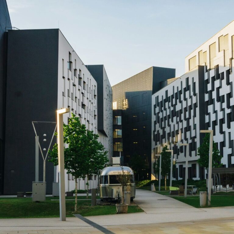Das Moderne Wien Im Prater &ndash; Wu Campus Und Nordbahnviertel