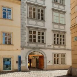 Mozart House Tour Vienna.jpg Mozart House Tour Vienna.jpg